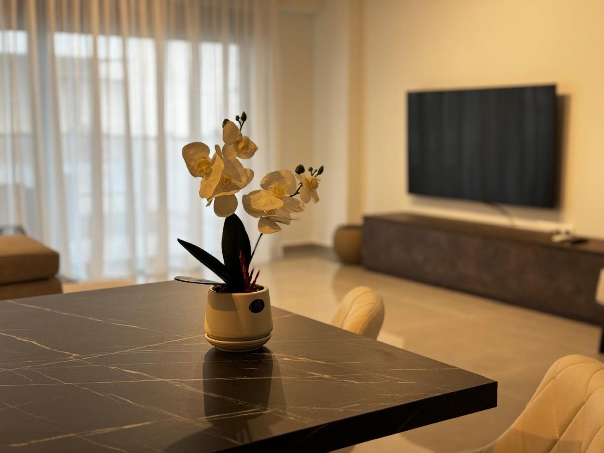 Icon Urban Living Trikala Bed & Breakfast Exterior foto